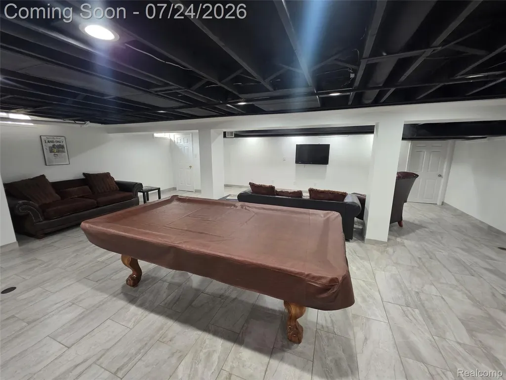 40732 Gulliver Drive Sterling Heights City MI 48310