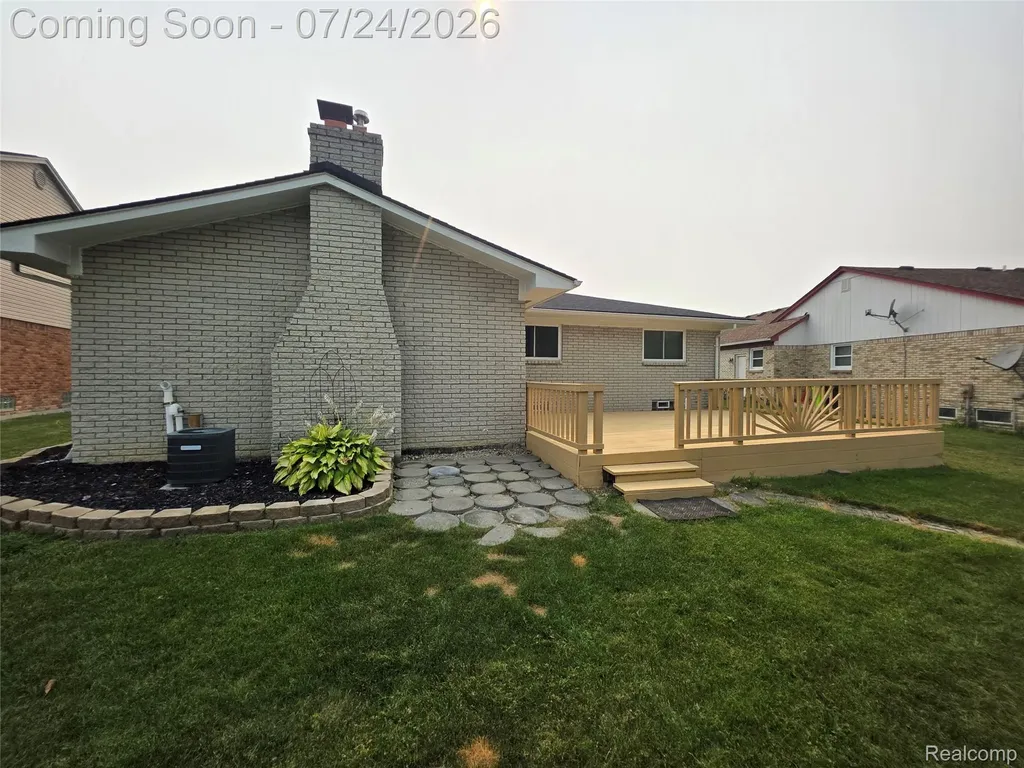 40732 Gulliver Drive Sterling Heights City MI 48310
