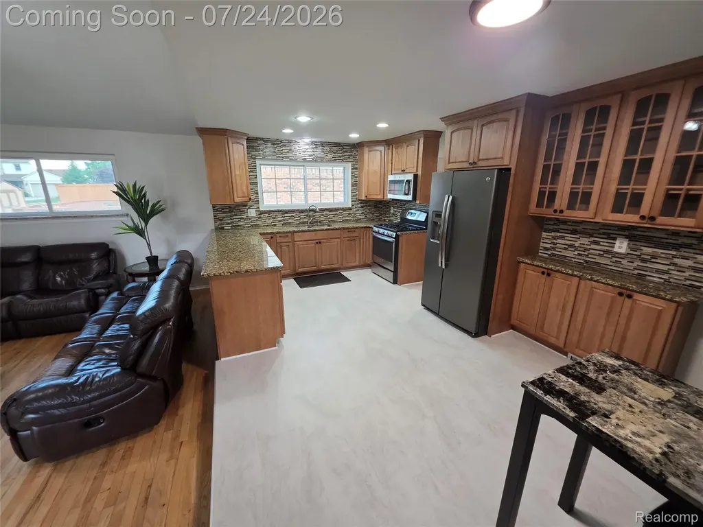 40732 Gulliver Drive Sterling Heights City MI 48310
