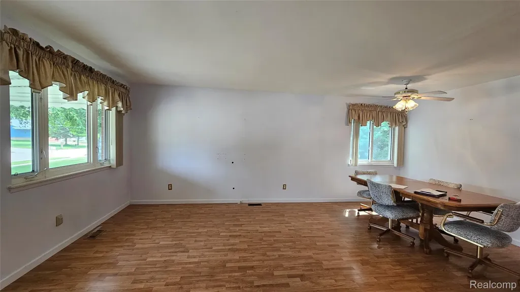 29201 Roycroft Street Livonia City MI 48154