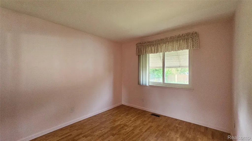 29201 Roycroft Street Livonia City MI 48154