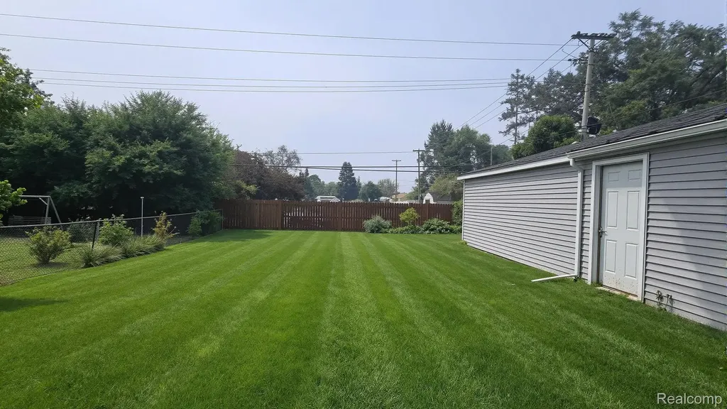 29201 Roycroft Street Livonia City MI 48154