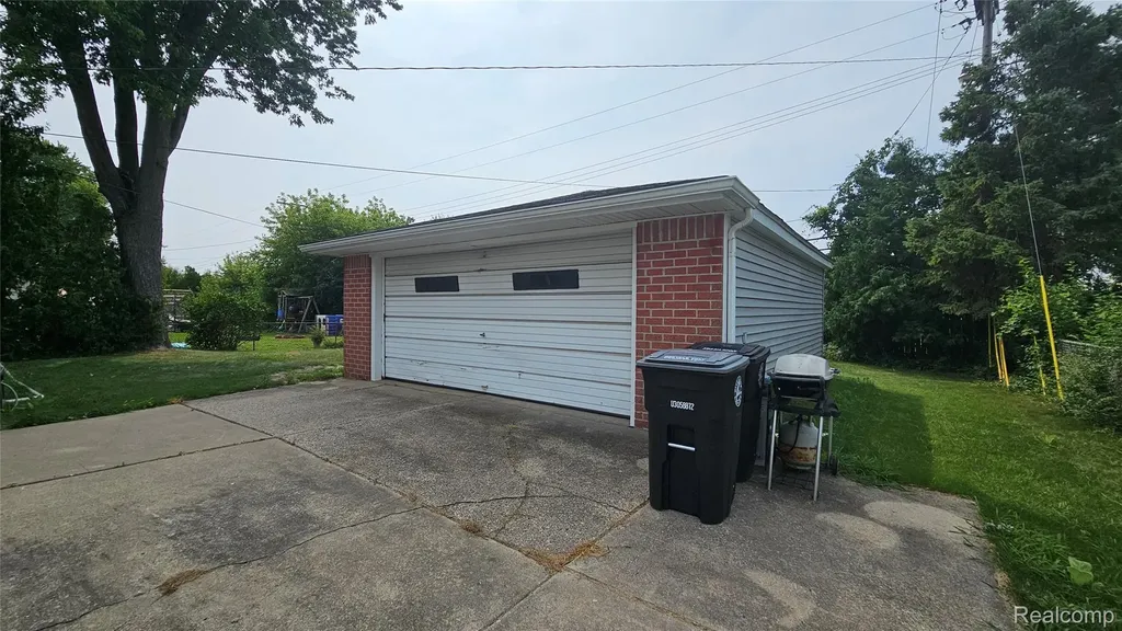 29201 Roycroft Street Livonia City MI 48154