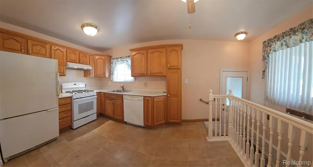 29201 Roycroft Street Livonia City MI 48154