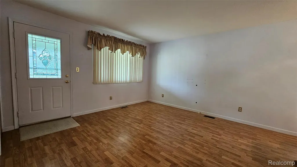 29201 Roycroft Street Livonia City MI 48154