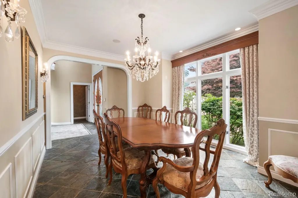 4443 Island View Drive Waterford Charter Township MI 48328