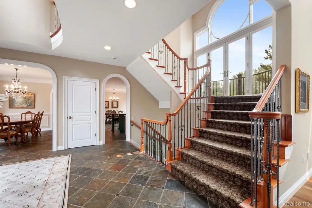 4443 Island View Drive Waterford Charter Township MI 48328