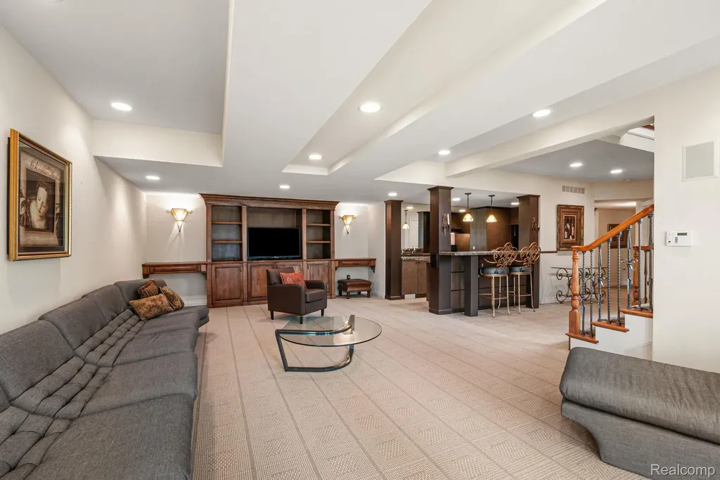 4443 Island View Drive Waterford Charter Township MI 48328
