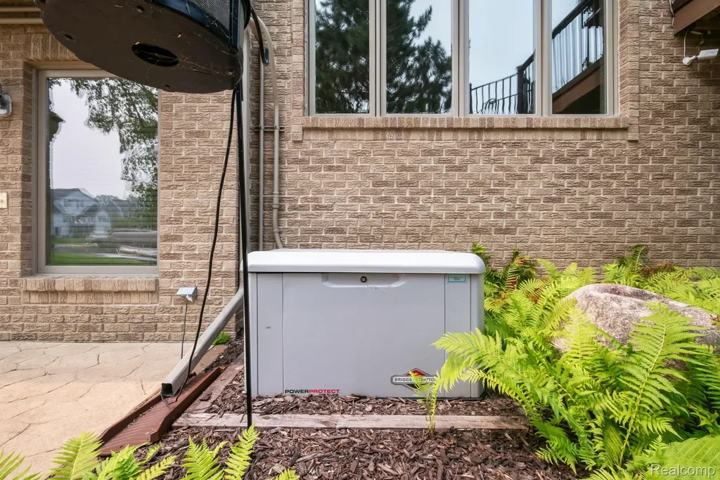 4443 Island View Drive Waterford Charter Township MI 48328