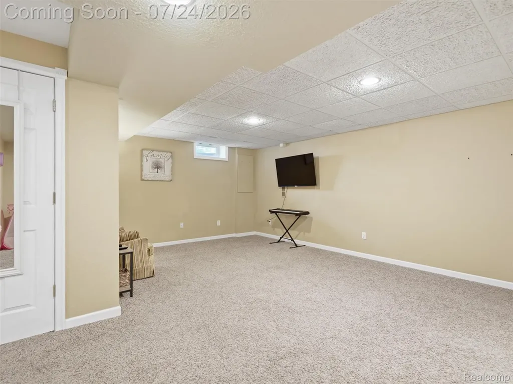 12295 Water Greens Court Fenton Charter Township MI 48430