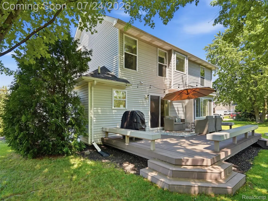 12295 Water Greens Court Fenton Charter Township MI 48430