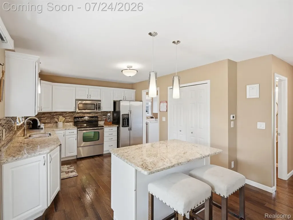 12295 Water Greens Court Fenton Charter Township MI 48430