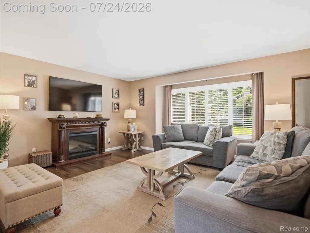12295 Water Greens Court Fenton Charter Township MI 48430
