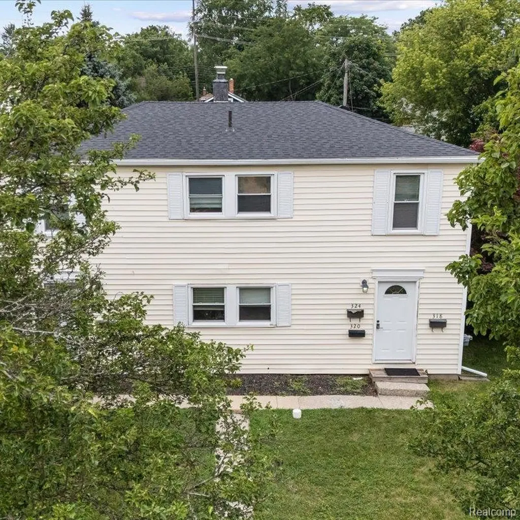 318 Blanche Street Plymouth City MI 48170