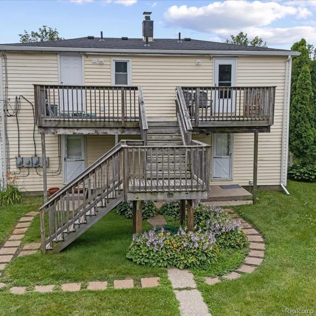 318 Blanche Street Plymouth City MI 48170