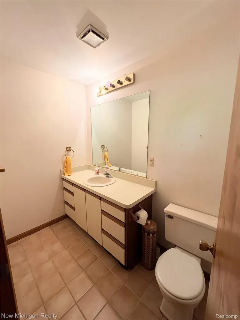 12983 Noling Woods Drive Green Oak Township MI 48178