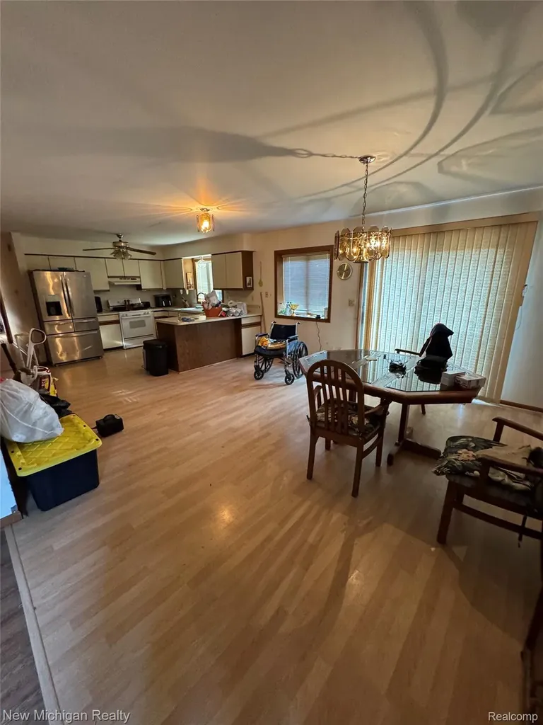 12983 Noling Woods Drive Green Oak Township MI 48178
