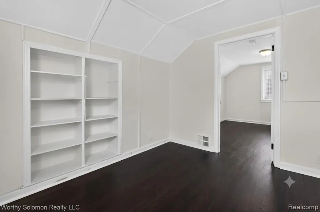 10318 Beaconsfield Street Detroit City MI 48224