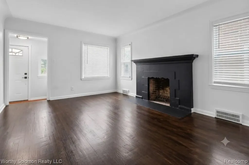 10318 Beaconsfield Street Detroit City MI 48224