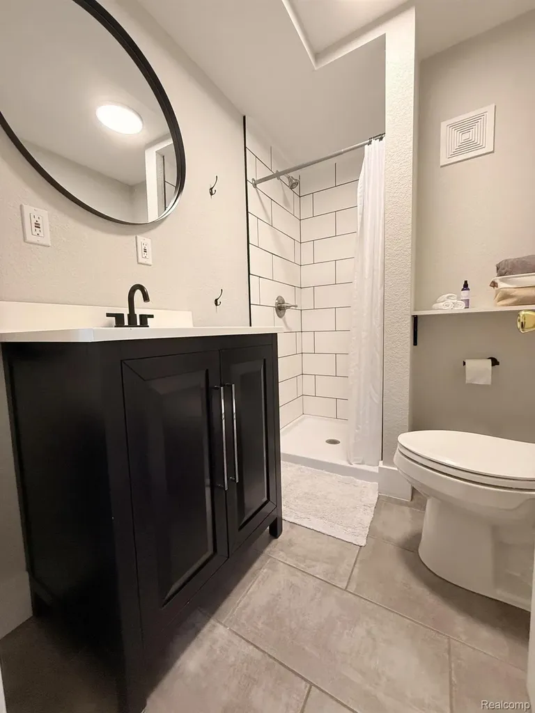 128 W 10th Avenue Sault Ste. Marie City MI 49783