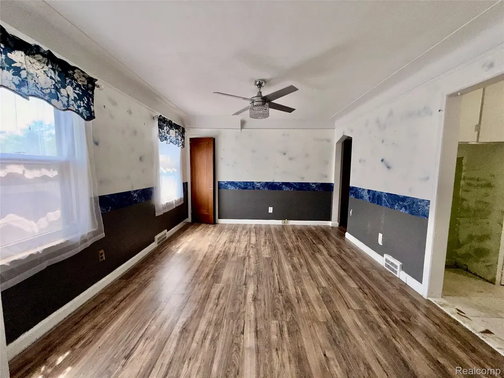 17167 Freeland Street Detroit City MI 48235