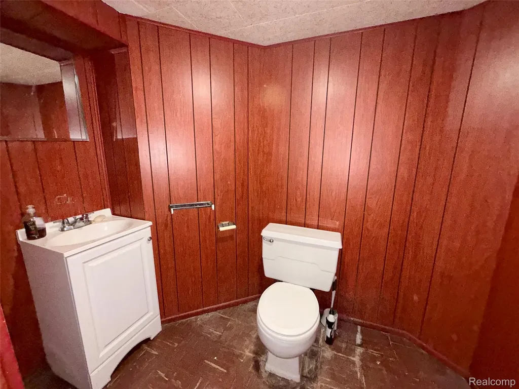 17167 Freeland Street Detroit City MI 48235