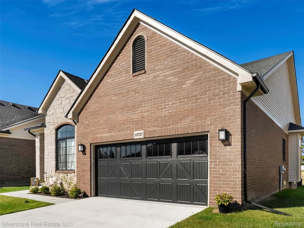 18727 Saint Matthew Drive Macomb Township MI 48042