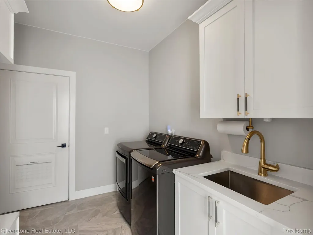 18727 Saint Matthew Drive Macomb Township MI 48042