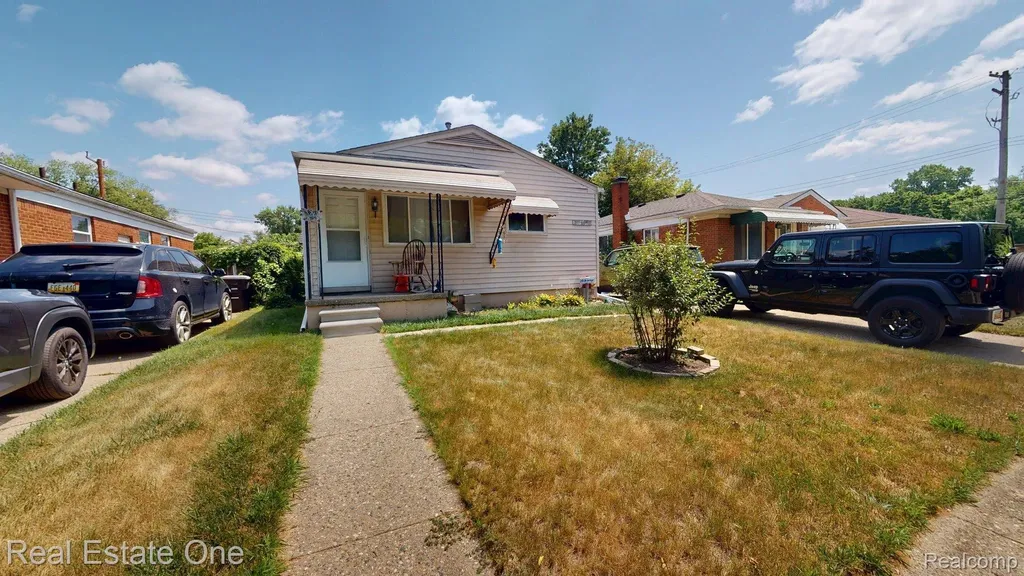 19154 Antago Boulevard Livonia City MI 48152
