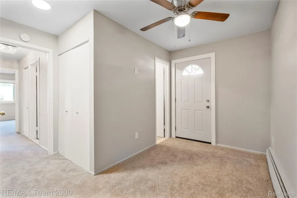 26305 W 7 Mile Road Redford Charter Township MI 48240