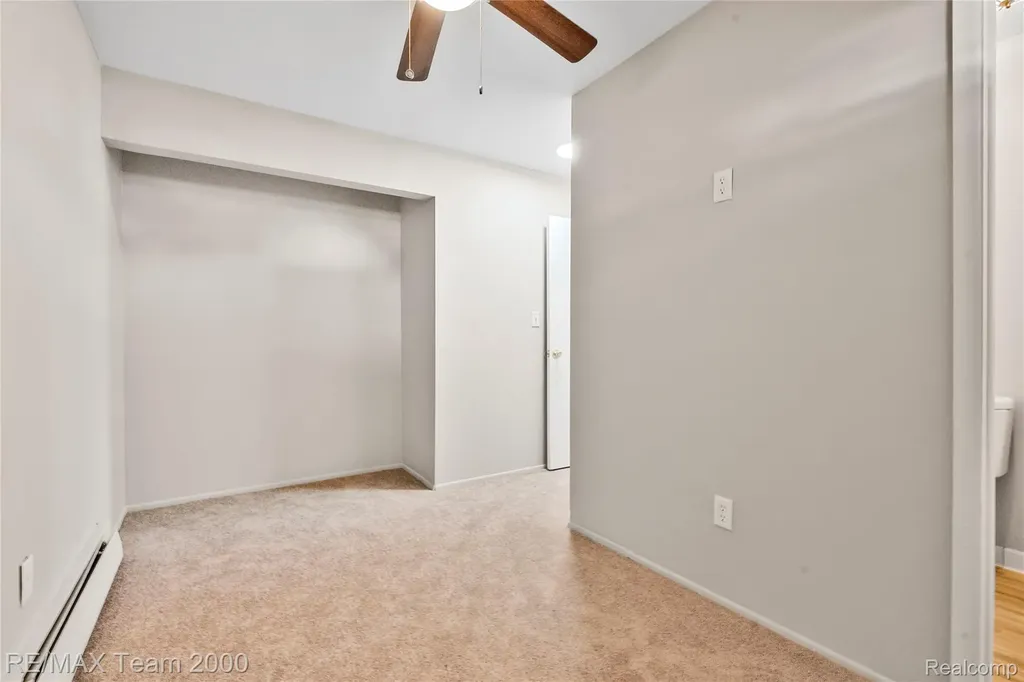 26305 W 7 Mile Road Redford Charter Township MI 48240