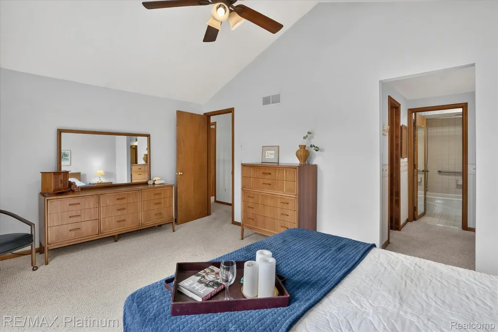 12273 Pinebrook Lane Green Oak Township MI 48178