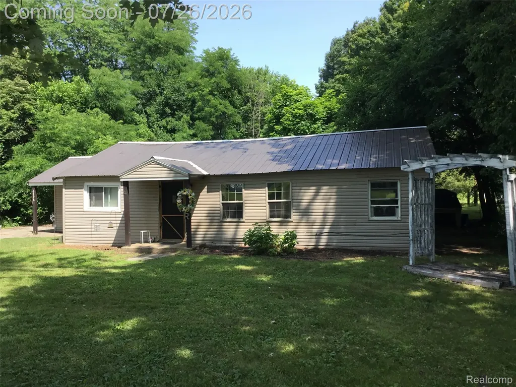 6196 Marlette Street Marlette City MI 48453