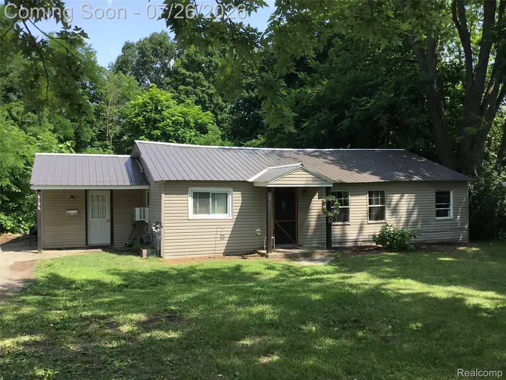 6196 Marlette Street Marlette City MI 48453