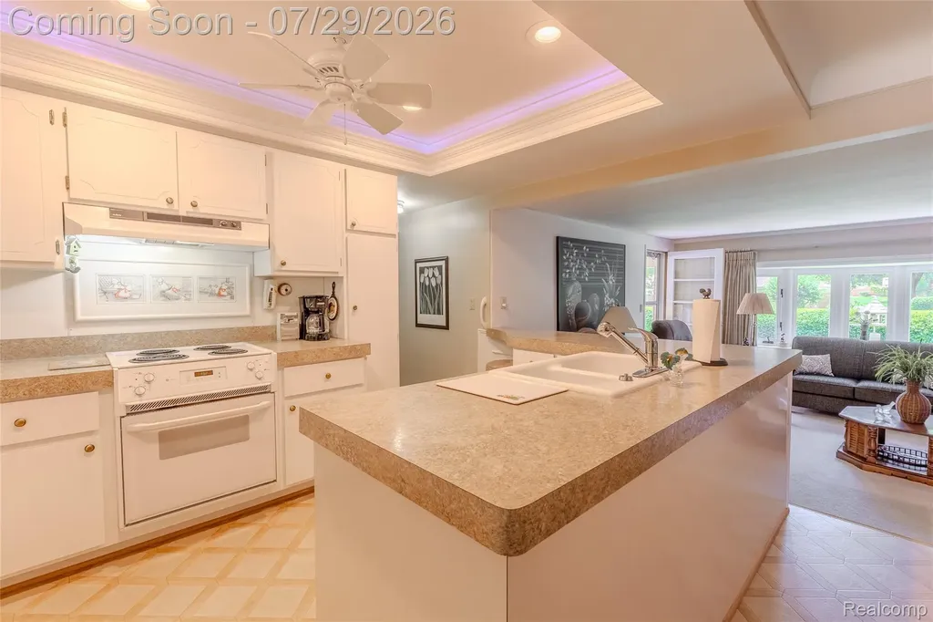 5090 Lorin Shelby Charter Township MI 48316