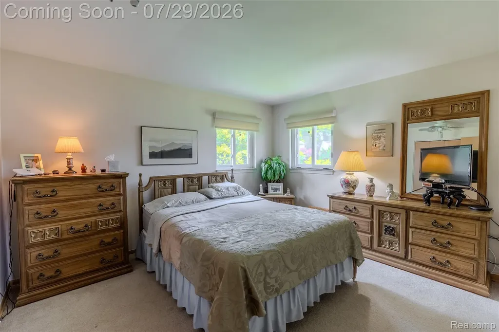 5090 Lorin Shelby Charter Township MI 48316