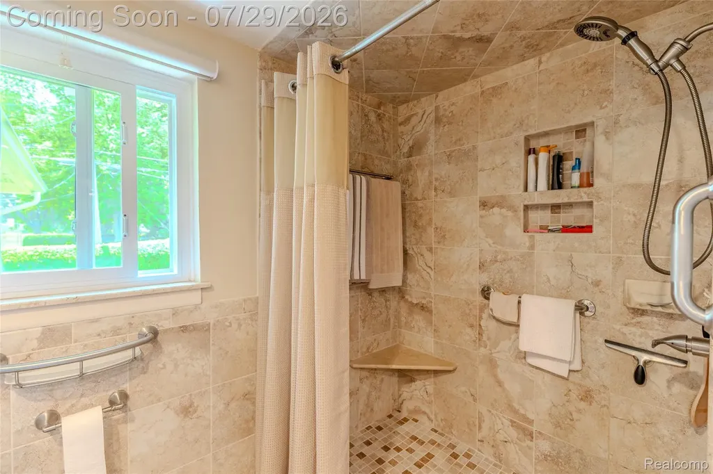5090 Lorin Shelby Charter Township MI 48316