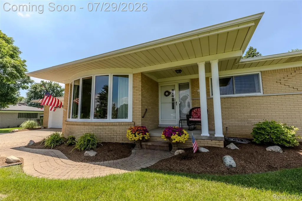 5090 Lorin Shelby Charter Township MI 48316