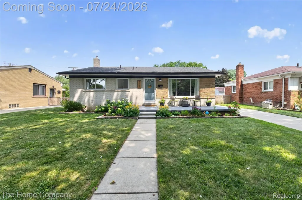 8237 Margaret Street Taylor City MI 48180