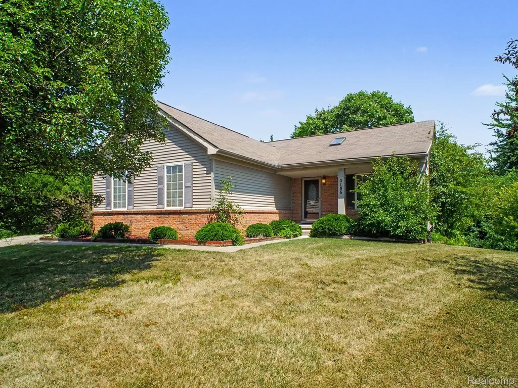 5186 Northwood Road Grand Blanc Charter Township MI 48439