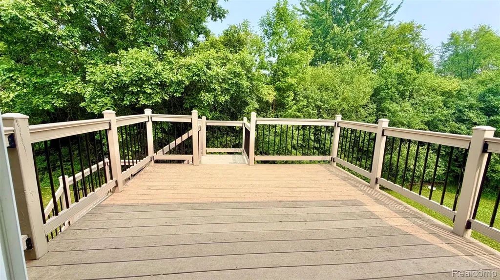 5186 Northwood Road Grand Blanc Charter Township MI 48439