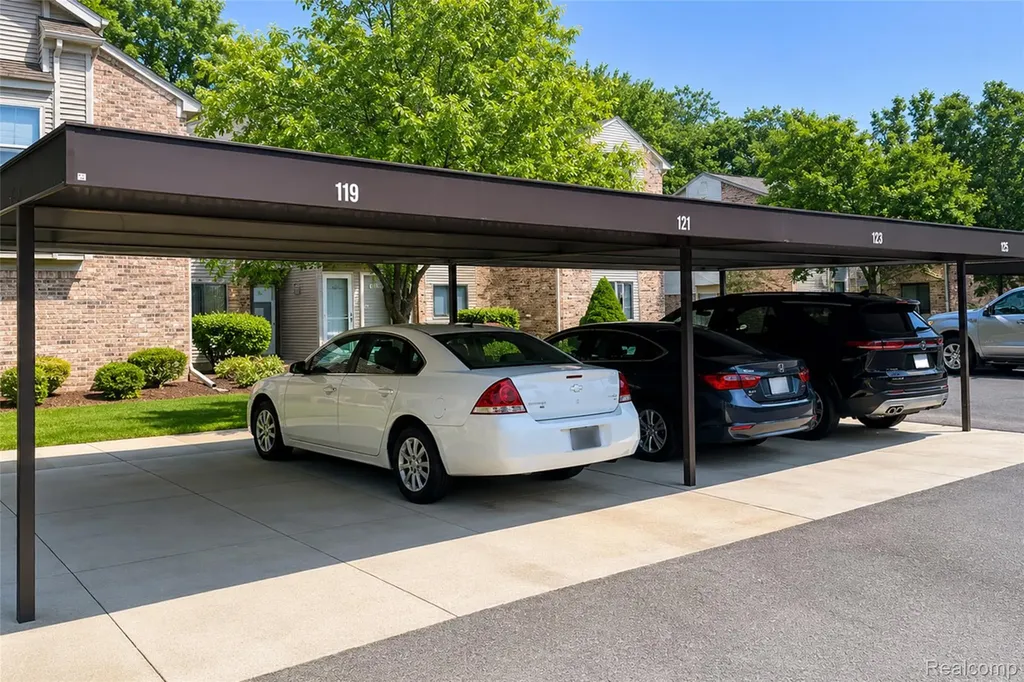 42739 Lilley Pointe Drive Canton Charter Township MI 48187