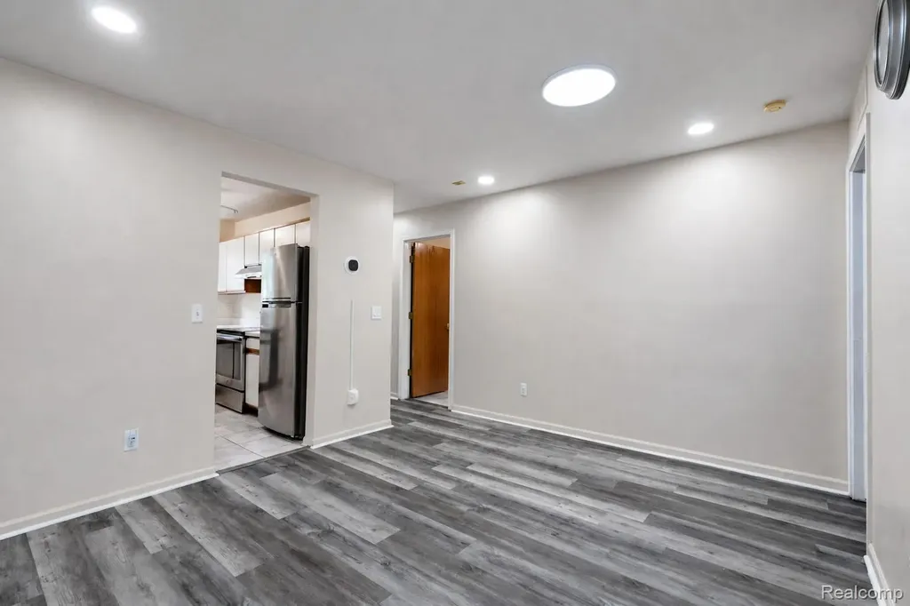 42739 Lilley Pointe Drive Canton Charter Township MI 48187
