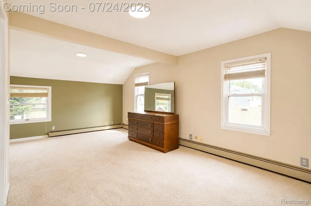 22464 Beach Street St. Clair Shores City MI 48081