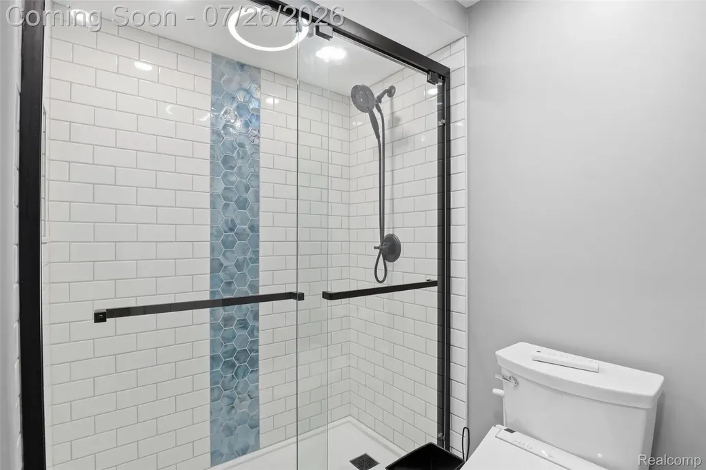 34678 Pembroke Avenue Livonia City MI 48152