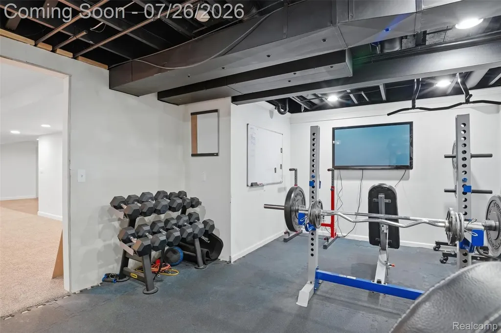 34678 Pembroke Avenue Livonia City MI 48152