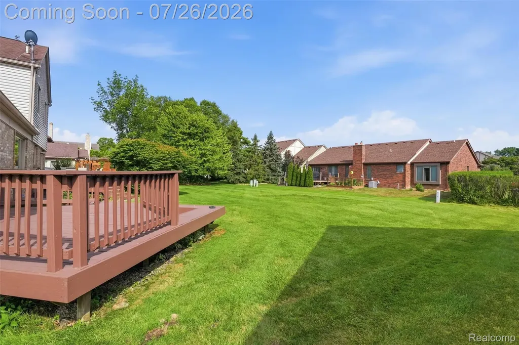 34678 Pembroke Avenue Livonia City MI 48152