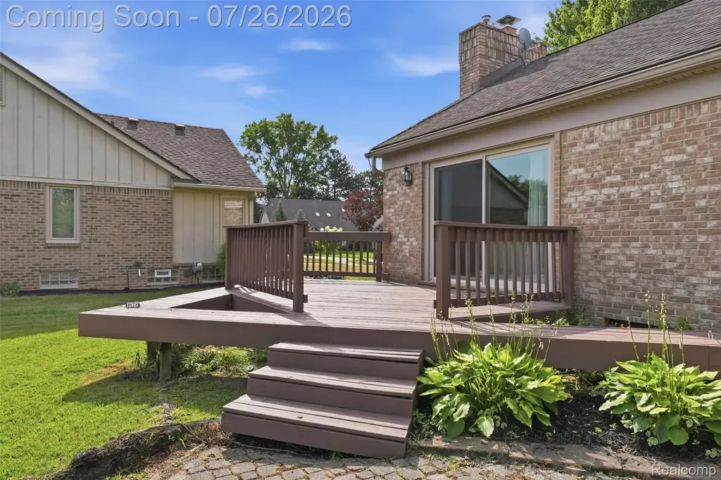 34678 Pembroke Avenue Livonia City MI 48152