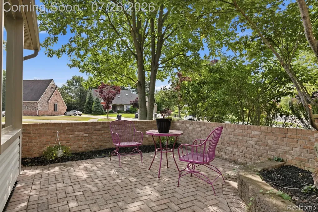 34678 Pembroke Avenue Livonia City MI 48152