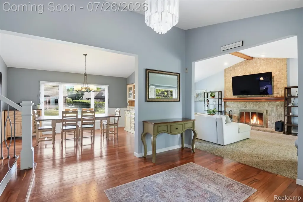 34678 Pembroke Avenue Livonia City MI 48152